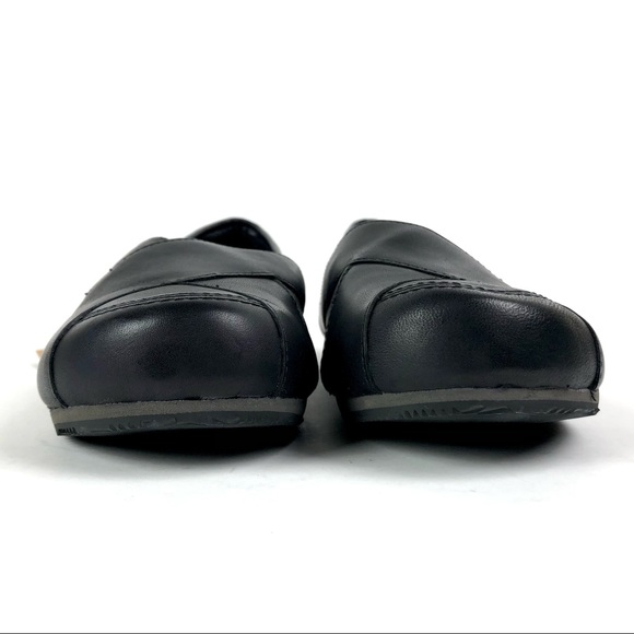 Mozo Sport Leather Slip-On Black Flat - Picture 8 of 12